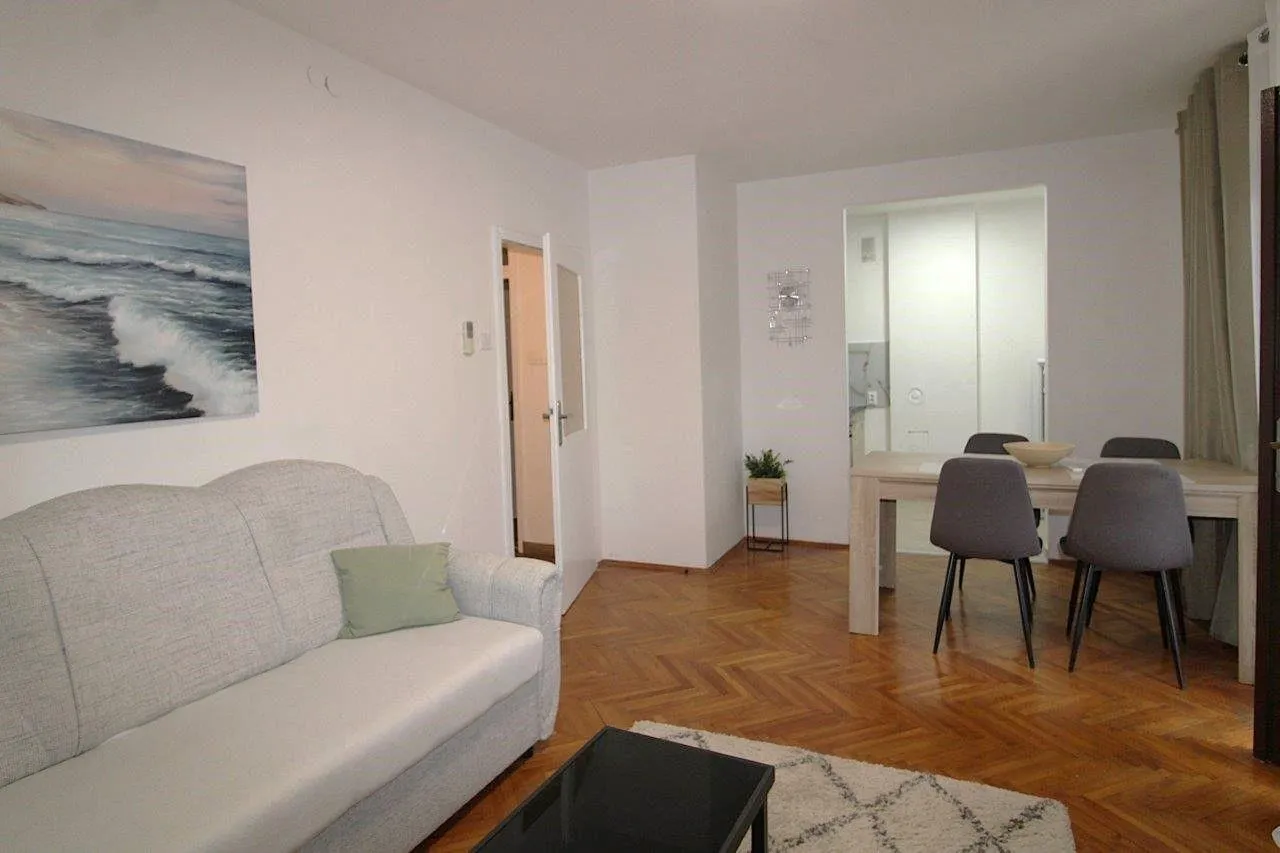 poreč-stan na prodaji 850 m od mora i plaže (prodaja) - slika 4