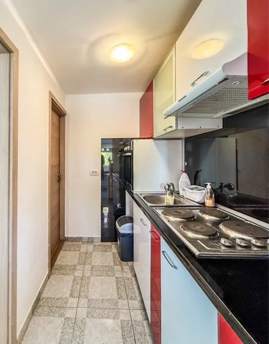 rijeka, bulevard– stan 1s+db s korištenjem ograđene okućnice (prodaja) - slika 3