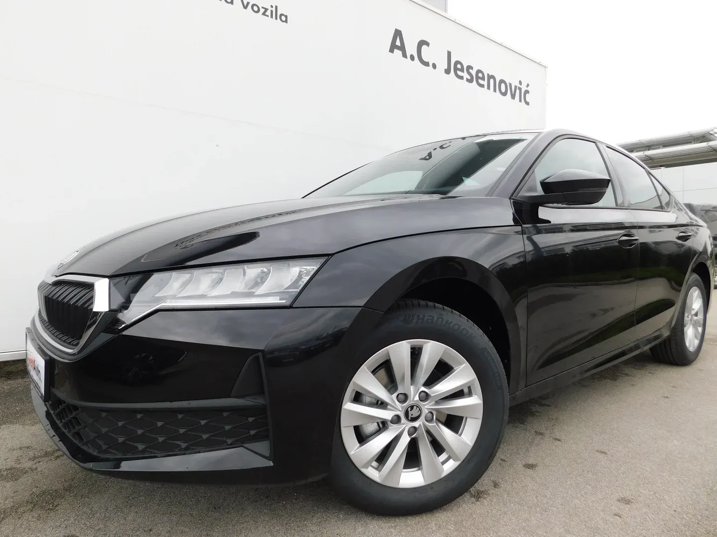 12747 škoda octavia fl essence 2.0 tdi - slika 7