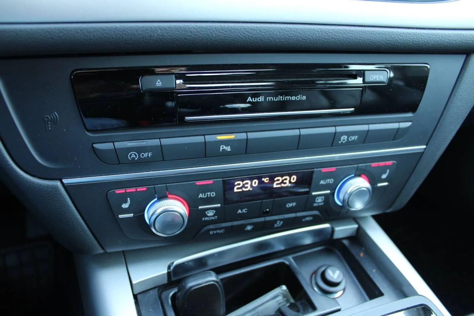 audi a6 2.0 tdi s-tronic quattro - slika 9
