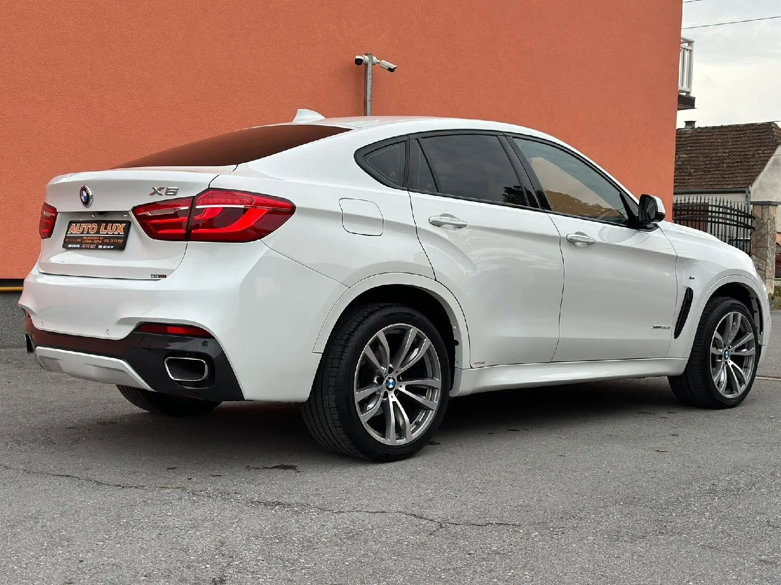 bmw x6 xdrive30d automatik •2019.g.•m paket•headup•kamera•leasing7godi - slika 13