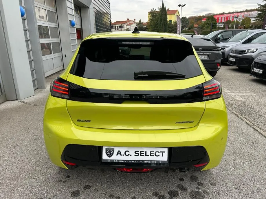 peugeot 208 allure hybrid 110 e-dcs6 - slika 5