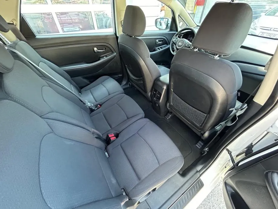 kia carens 1,7 crdi lx - servis - garancija - reg 1 god!! - slika 13
