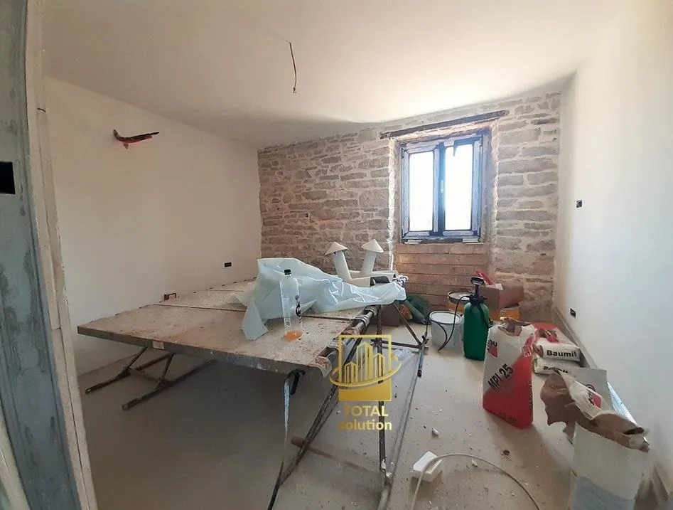 istra, barban, obnovljena stancija 180 m2 sa bazenom, okućnica 2000 m2 - slika 12