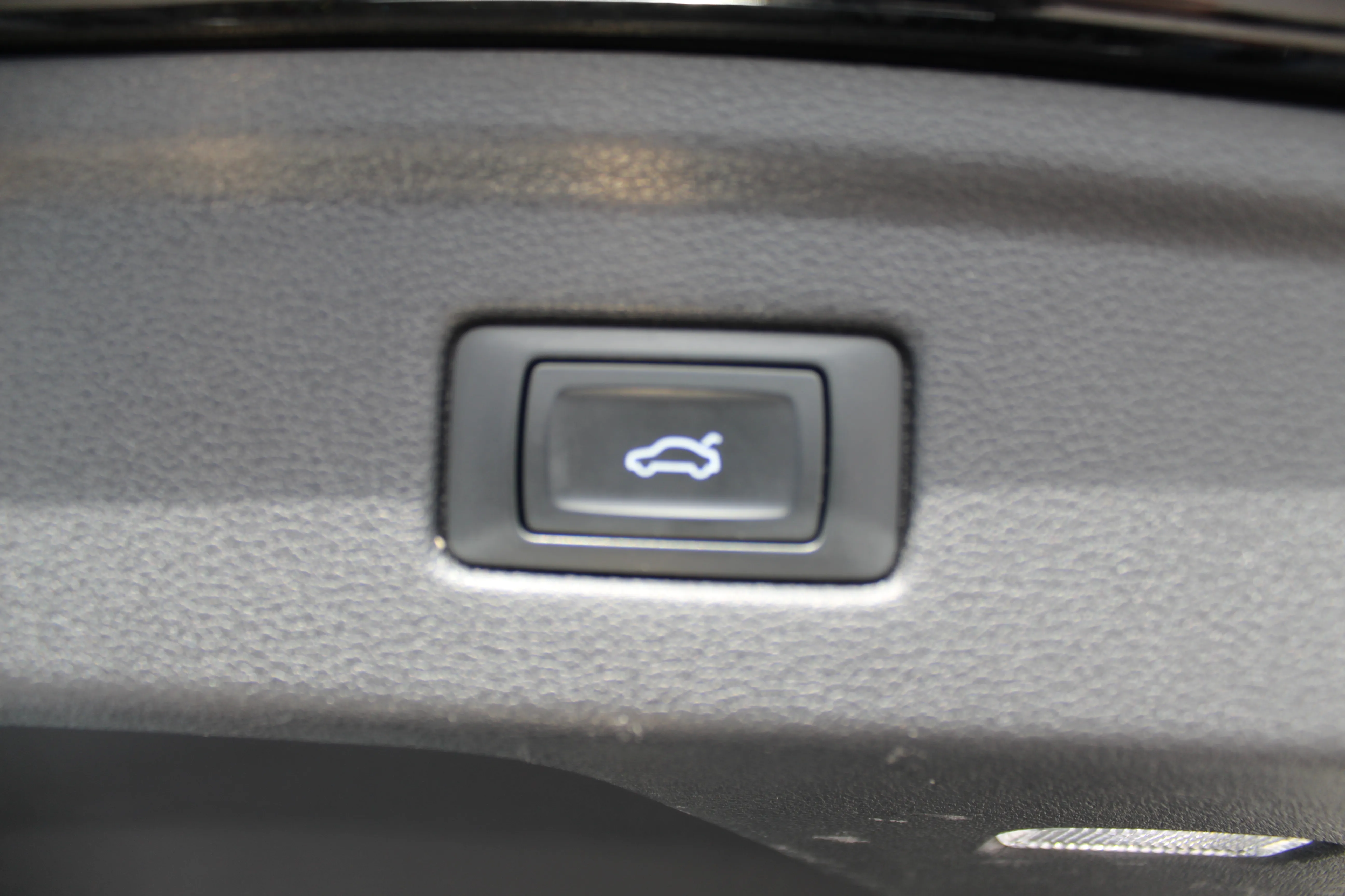 13231 audi a5 sb 35tdi s tr advanced - slika 11
