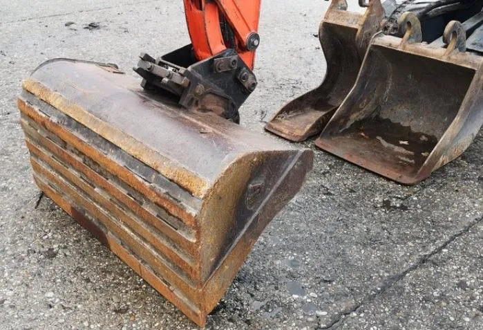 ***akcija*** kubota kx61-3 mini bager 2,6 t - 25.000,00 € - slika 6