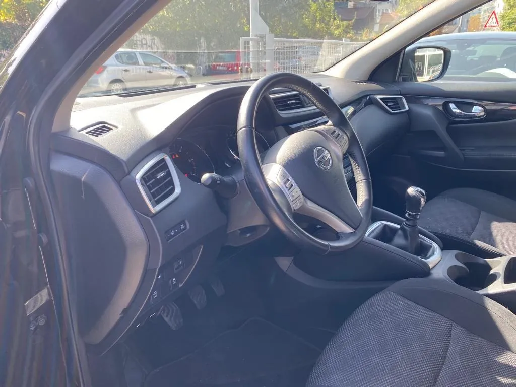 nissan qashqai 1,5 dci business, kamera , tempomat, 4 x garancija! - slika 17