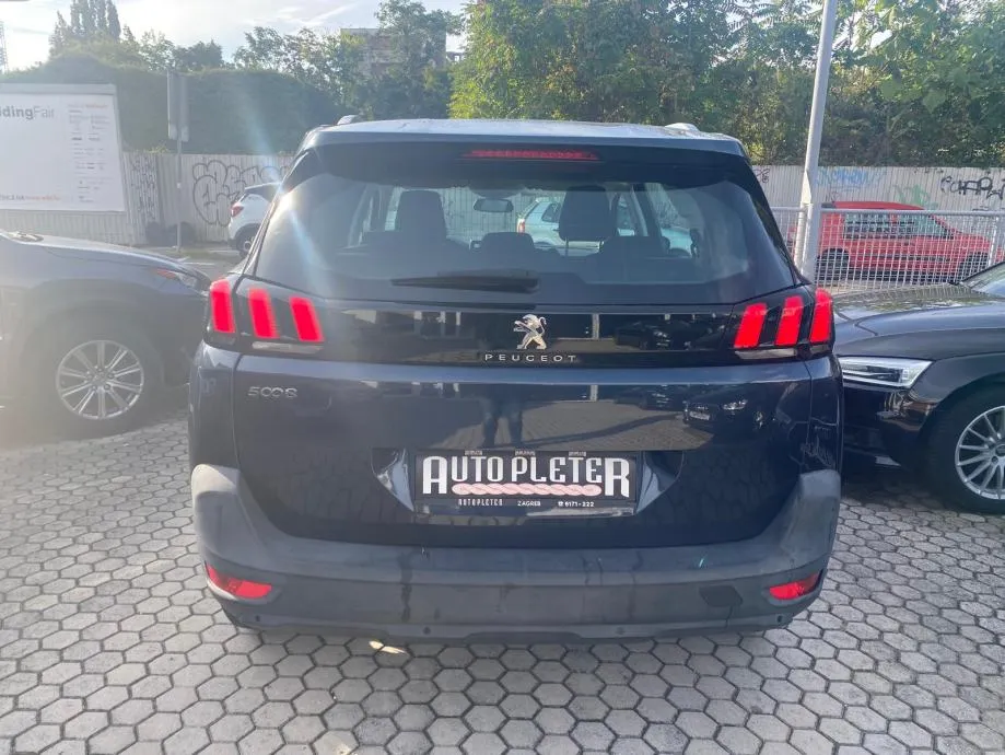 peugeot 5008 1,5 bluehdi automatik,tempomat, navi, 4x garancija! - slika 5
