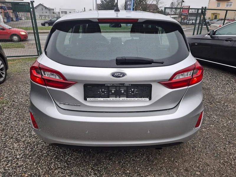 ford fiesta 1,0 ecoboost*100ks*climatronic*navigacija*park.kamera* - slika 5