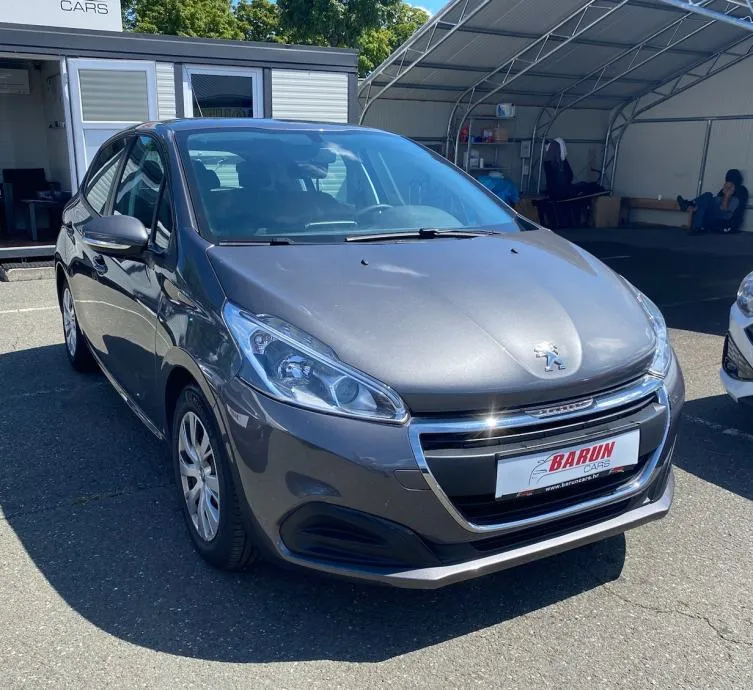peugeot 208 1,2 pure tech,do 2 godine jamstva,u sustavu pdv-a. - slika 3