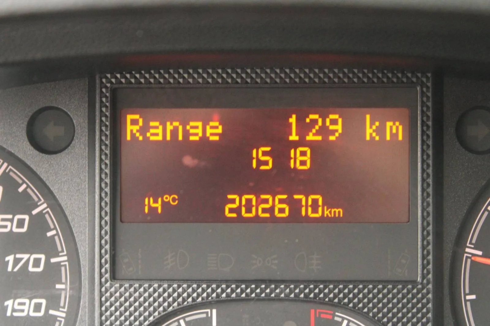 peugeot boxer 2.0 hdi hladnjača, 2017 god. - slika 13