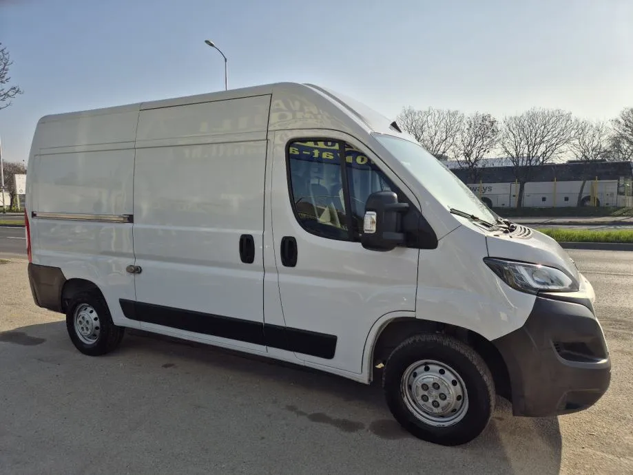 Peugeot Boxer 2.2 Bhdi, Odlično Stanje, Garancija Na Vozilo - Zagreb