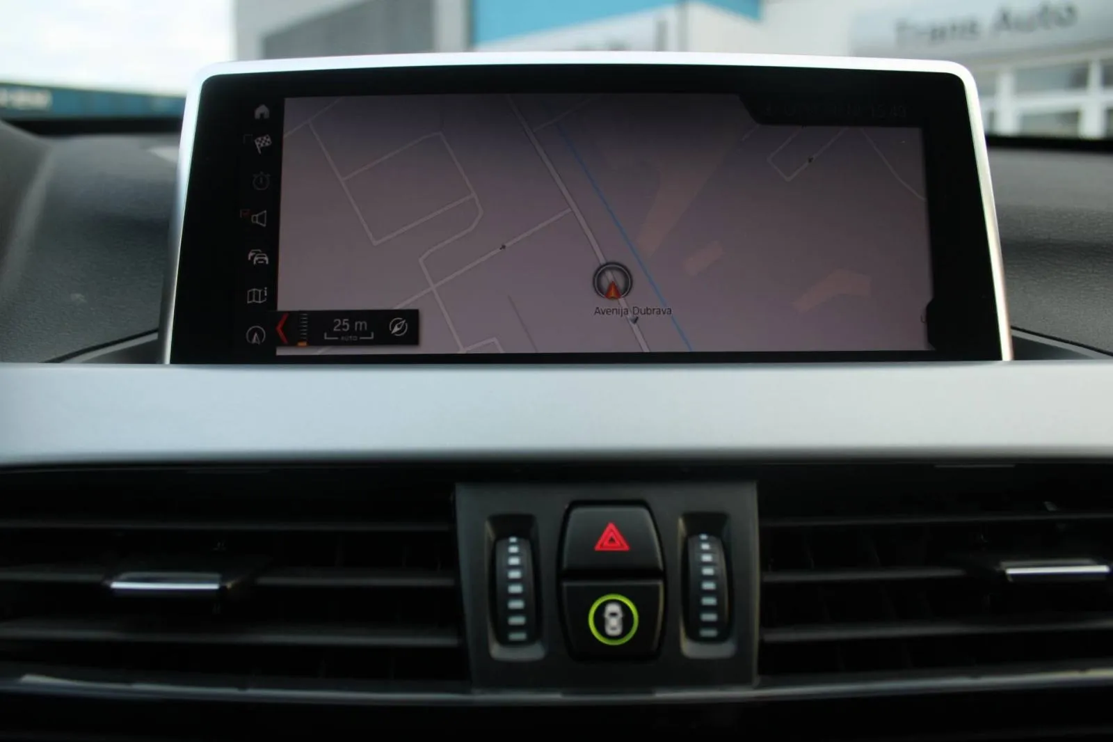 bmw x1 20d xdrive automatik *led, navigacija* - slika 22