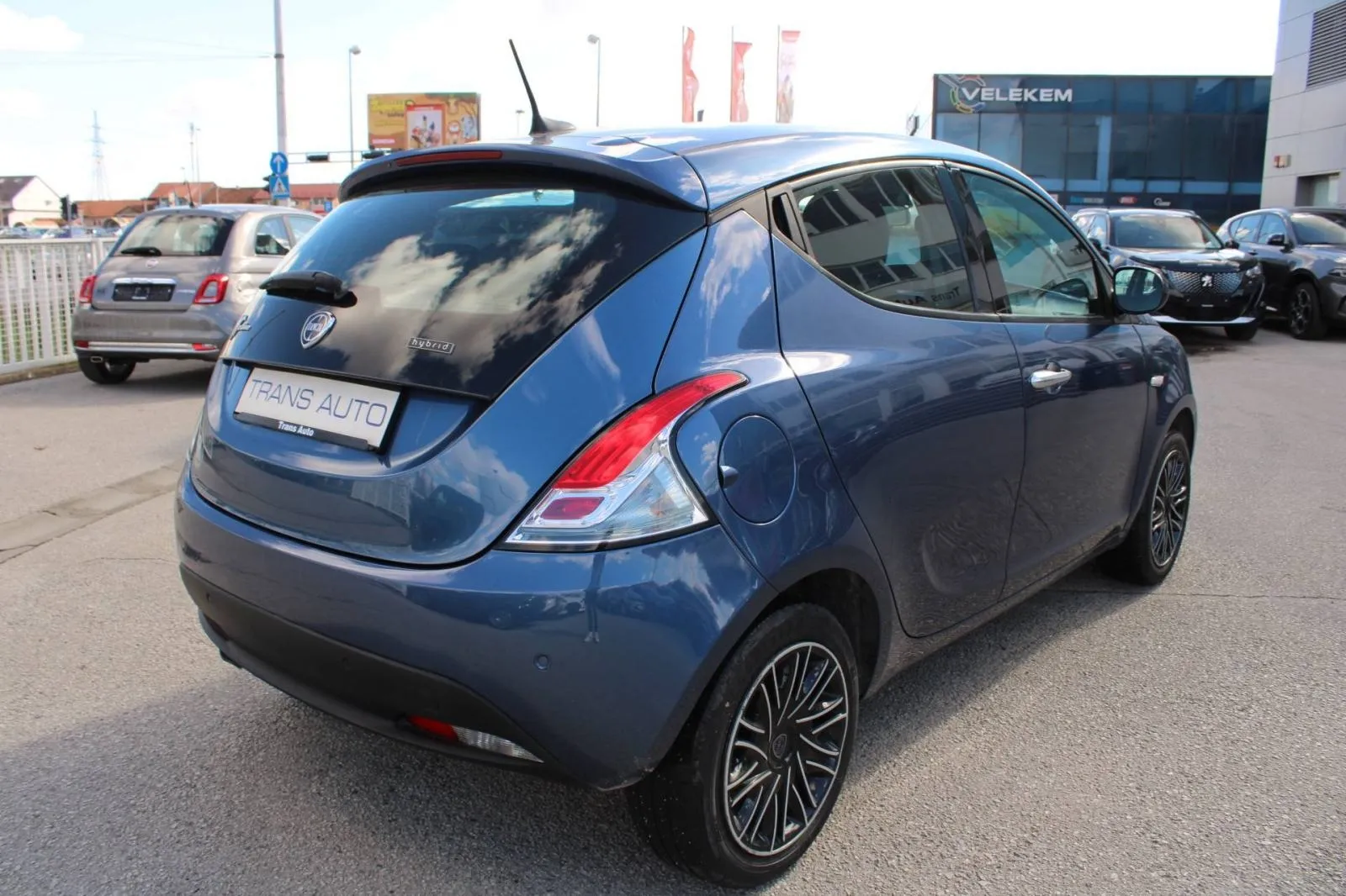 lancia y 1.0 hybrid - slika 7