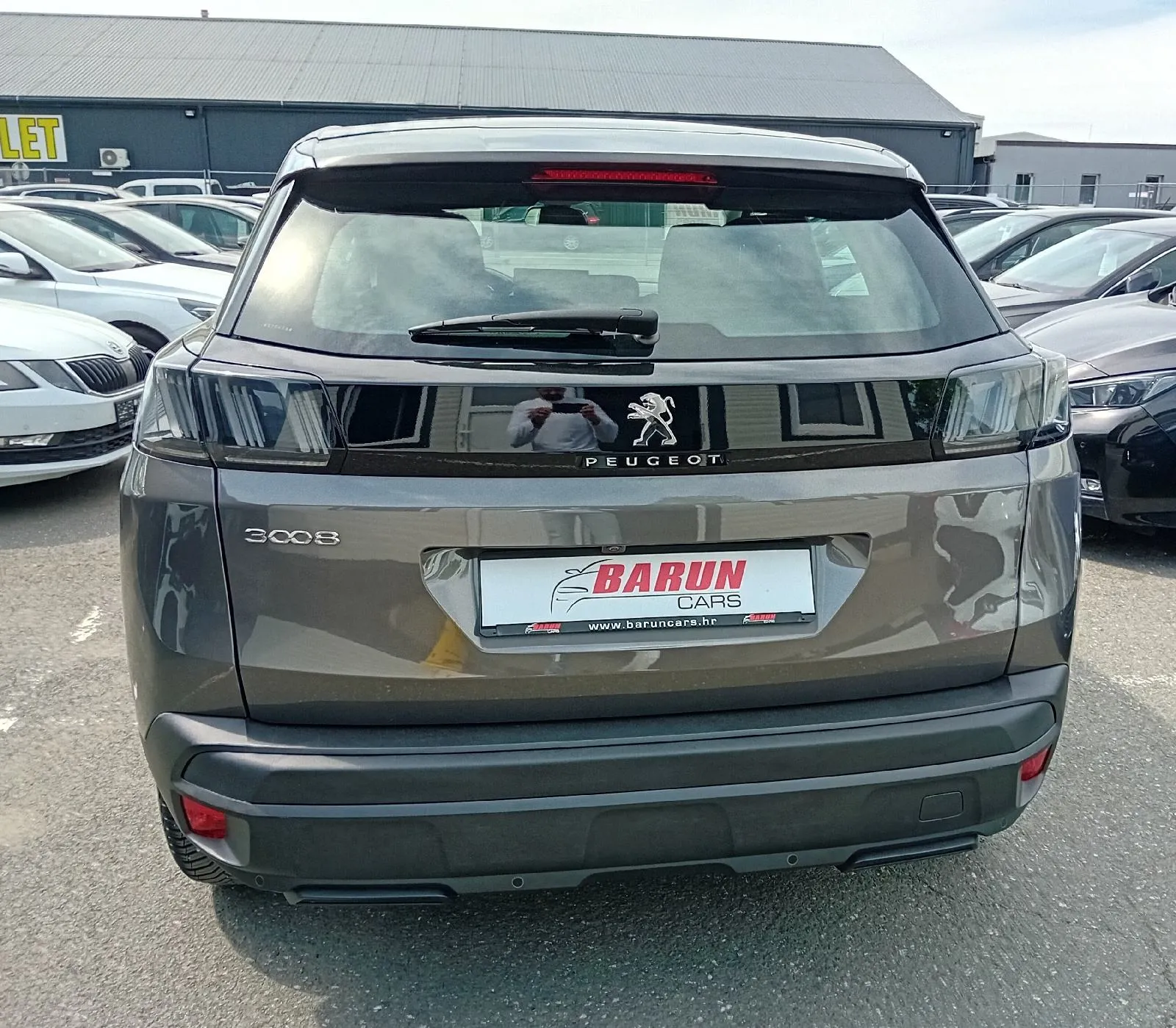 peugeot 3008 1,5 bluehdi automatik,do 2 godine jamstva,u sustavu pdv-a - slika 10