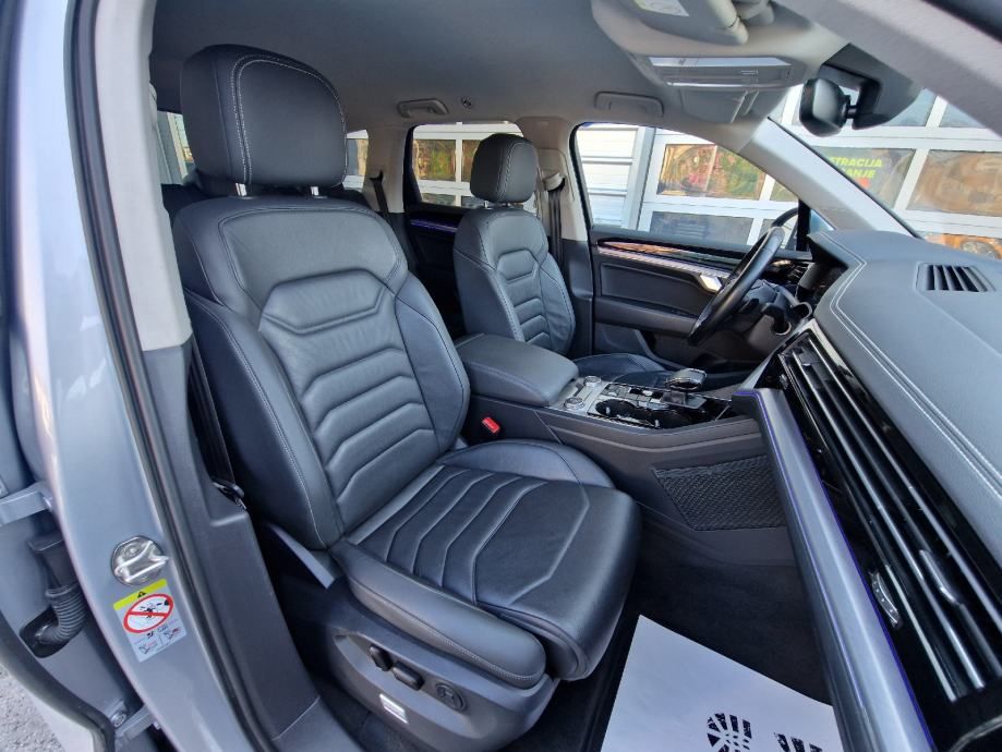 vw touareg v6 tdi -2021- 140.000km -virtual - nove gume- reg.1. god ! - slika 18