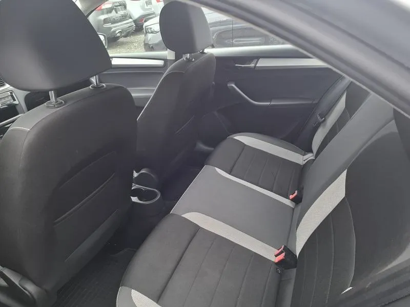 škoda rapid 1,6 tdi*115ks*klima* - slika 11