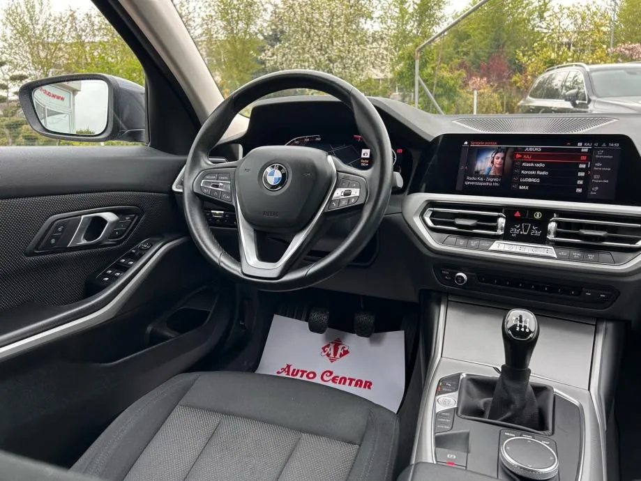 bmw 318i 2022.,servisna, park senz, virtual navi, led, front asist - slika 10