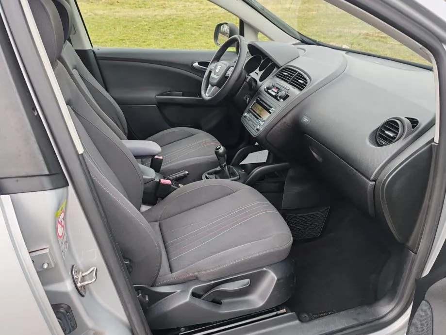seat altea 1,6 tdi, 2012 god, 181000km, kartice 24/36 rata - slika 13