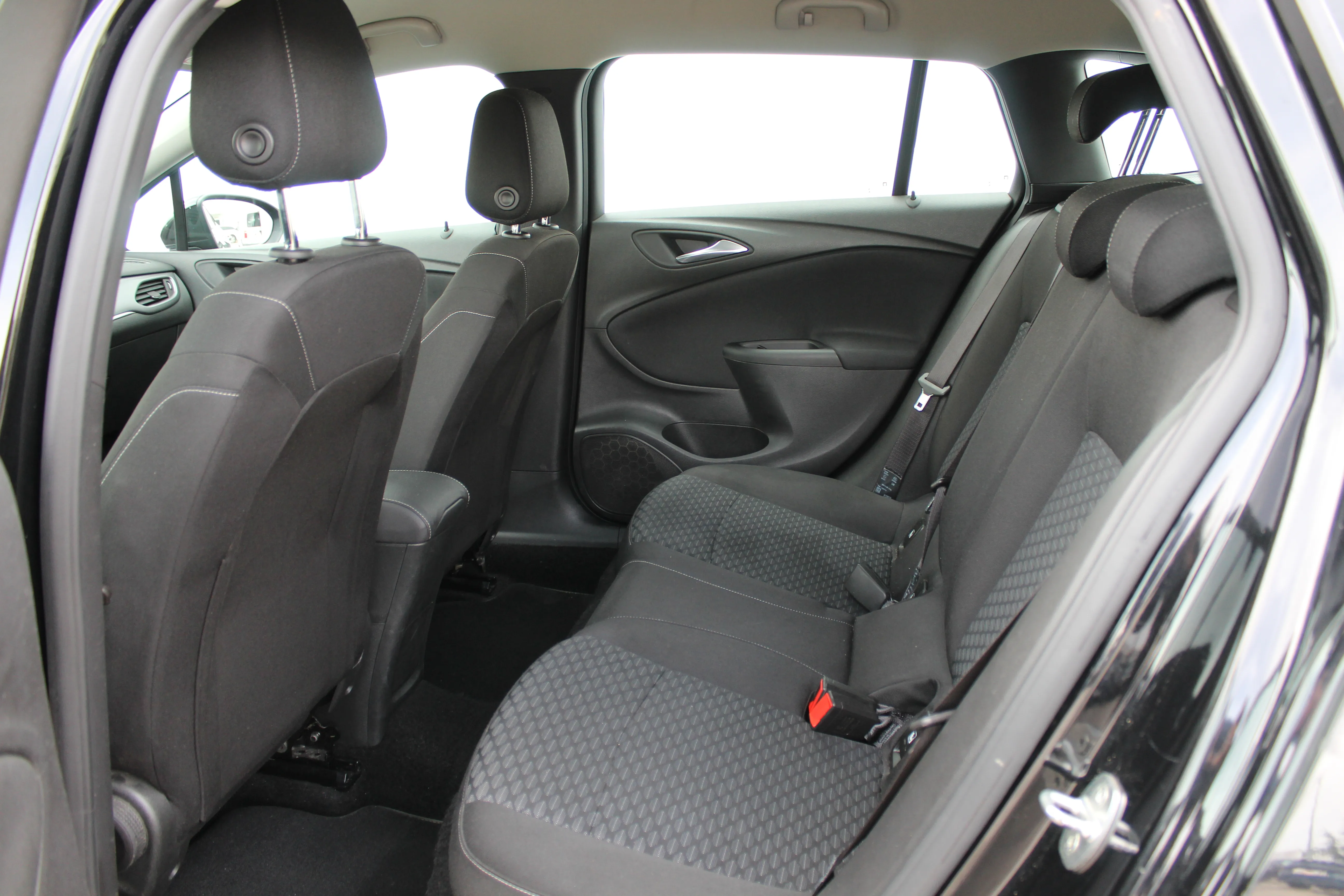 13088 opel astra sports tourer 1,2 turbo astra - slika 10