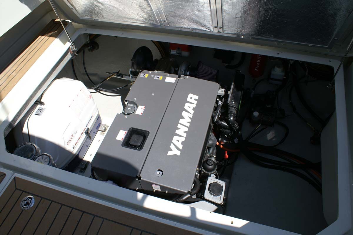 unutarnji motor orkeny pilot house 27 - slika 9
