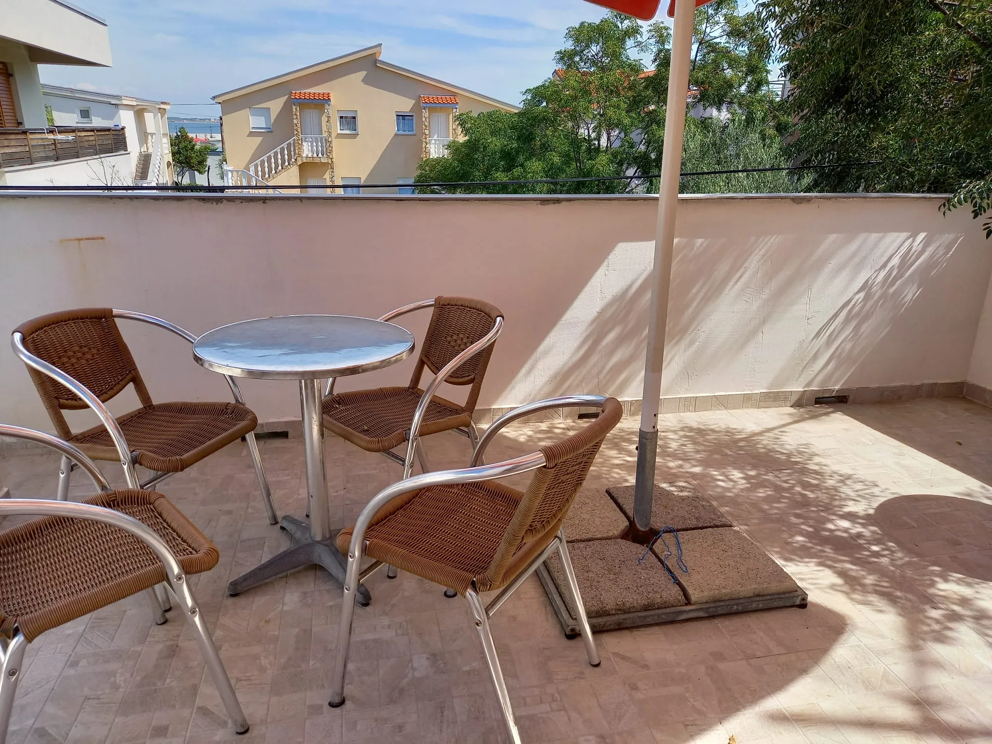 iznajmljujem apartman na viru - slika 3