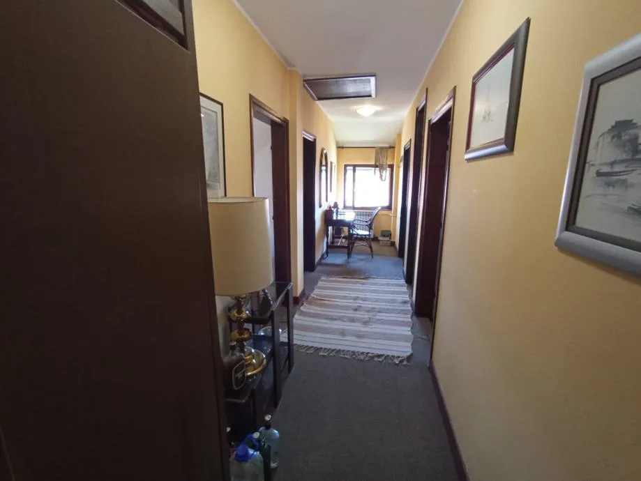 Karlovac - KATNICA - restoran i stan, uhodano poslovanje (prodaja)