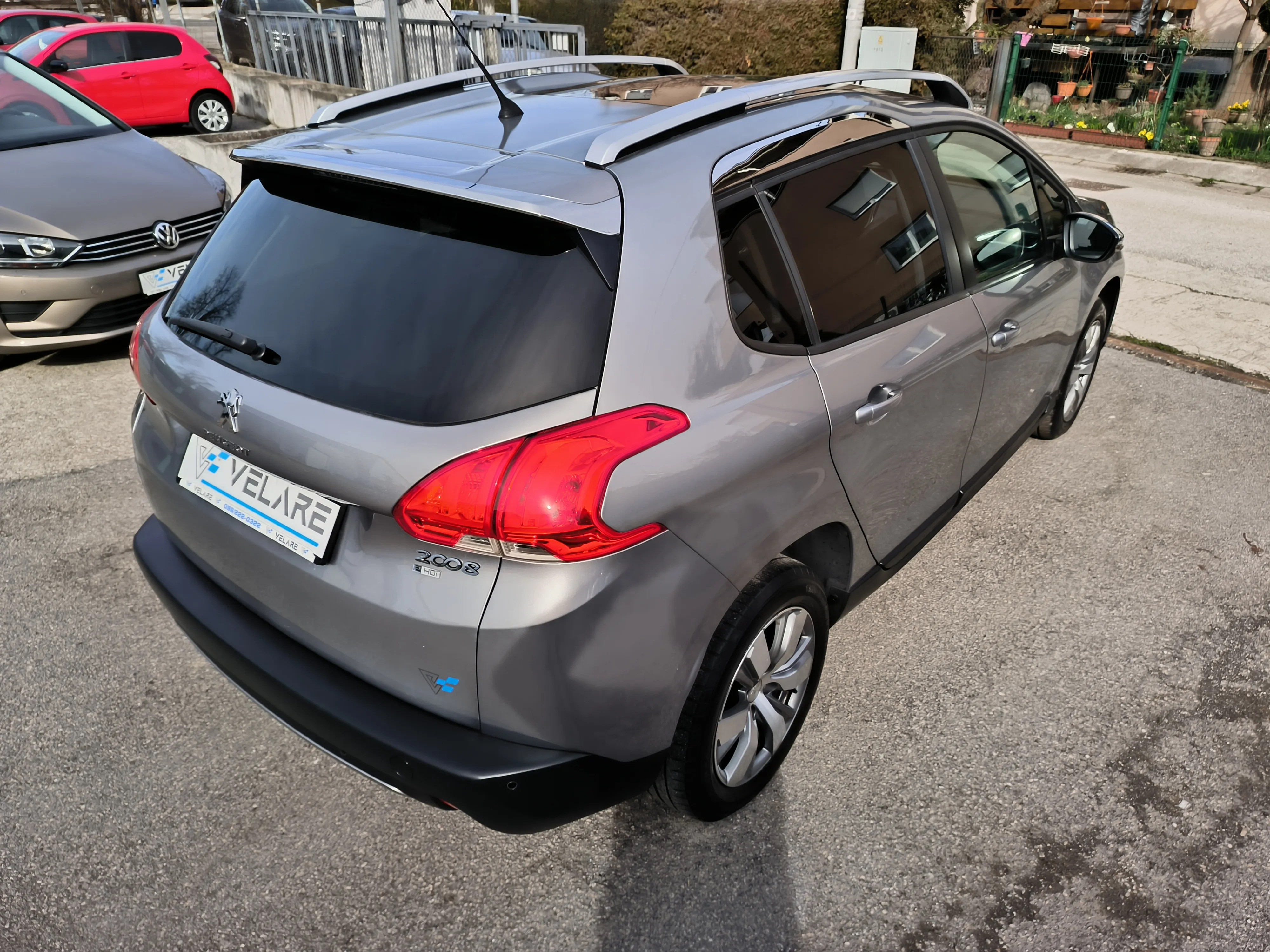 peugeot 2008 1,6 e-hdi style, v. servis, servisna, jamstvo, reg. 1 god - slika 8