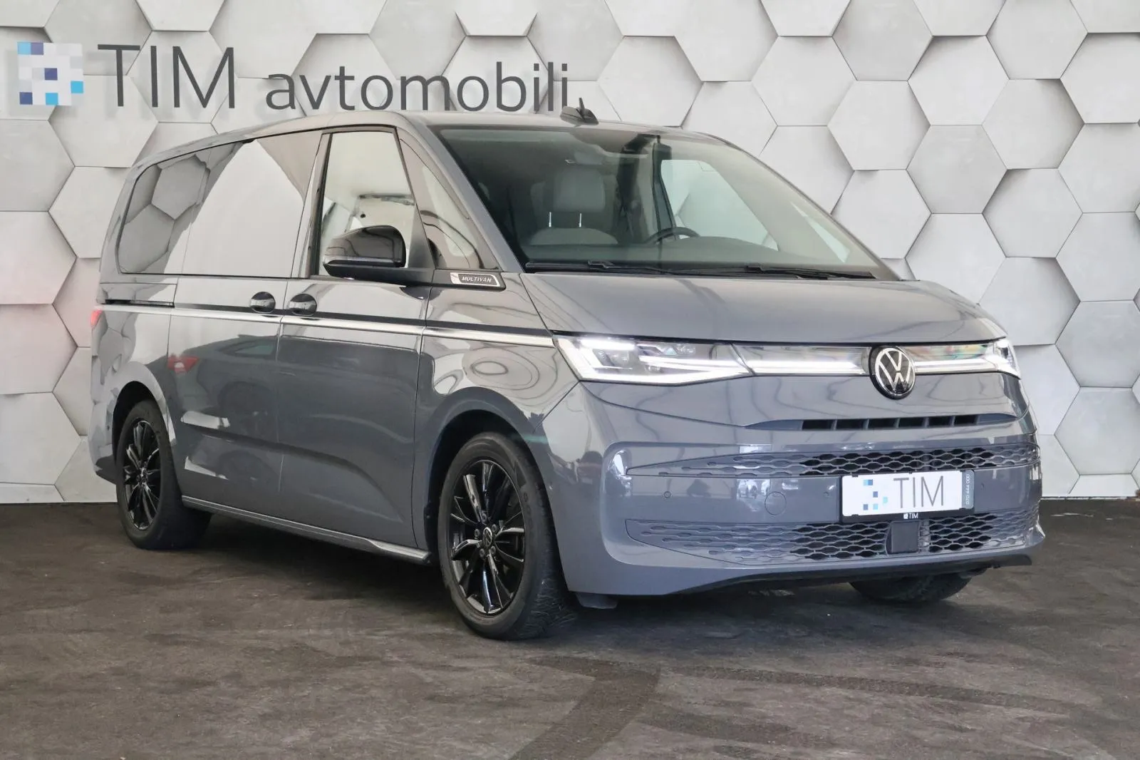 volkswagen multivan t7 l2 style matrix el.klizna vrata n1-teretno - slika 2
