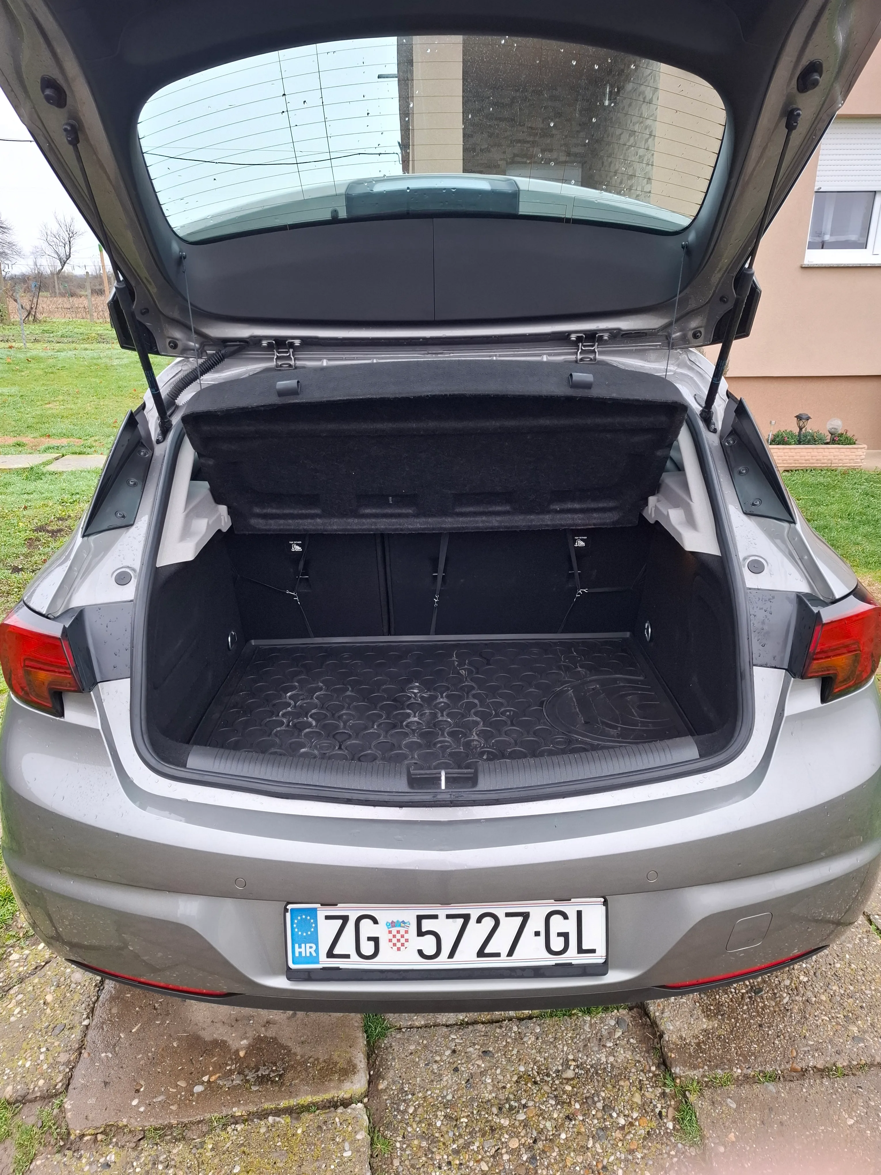 opel astra 1.6 cdti - pali, vozi i ne traži ništa - slika 4