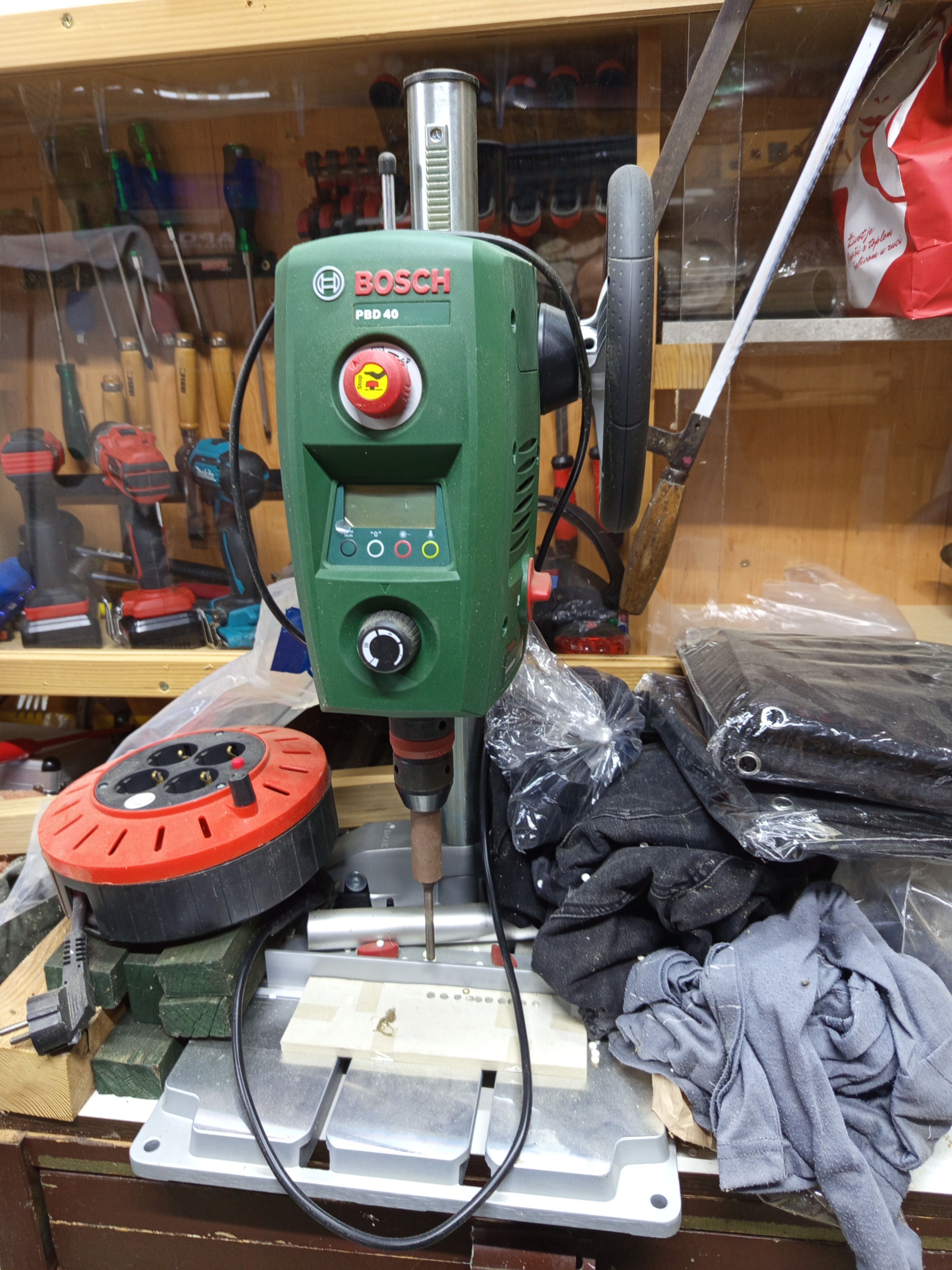 bušilica stupna bosch pbd 40 710w - slika 3