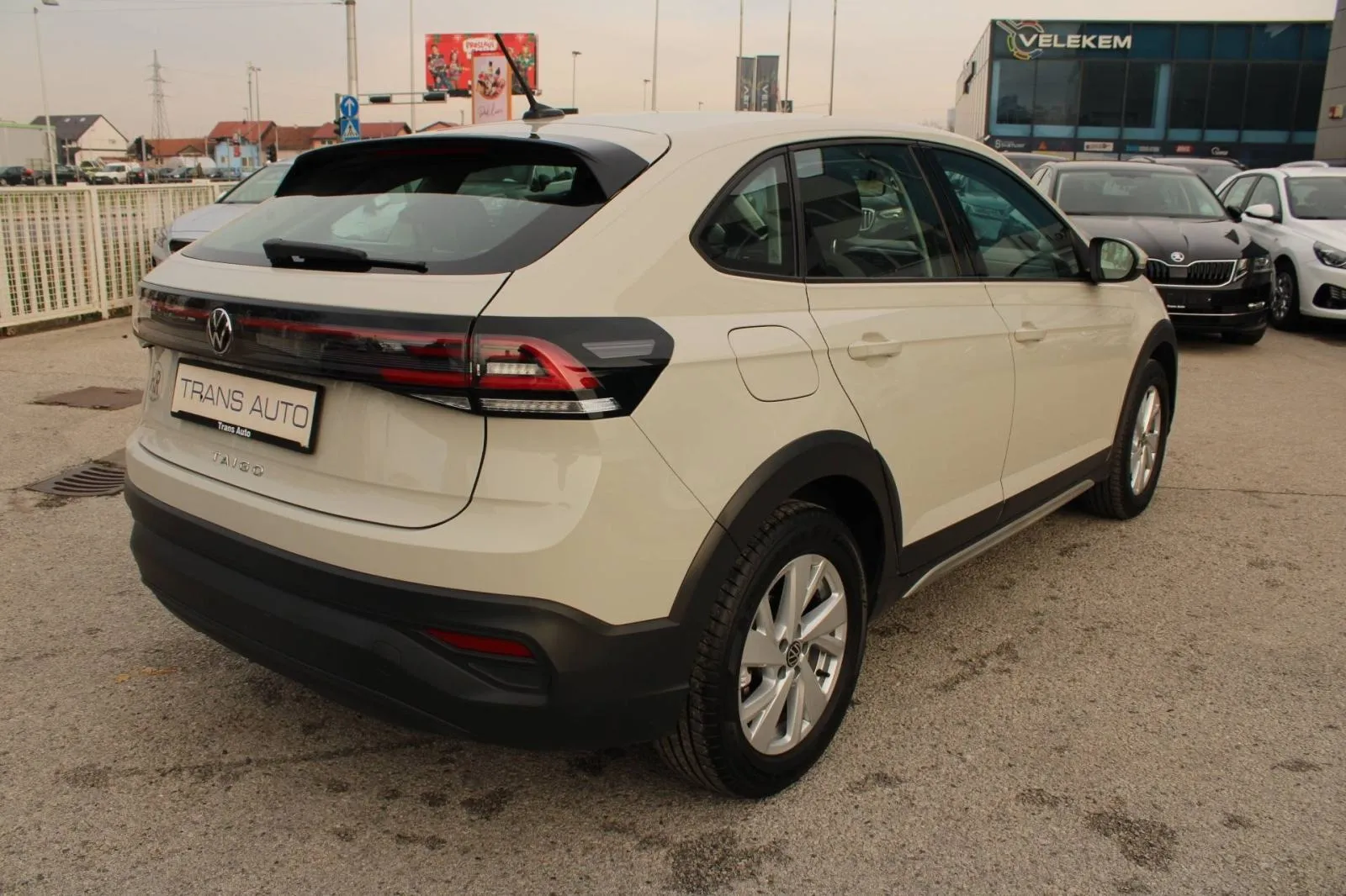 vw taigo 1.0 tsi dsg - slika 11