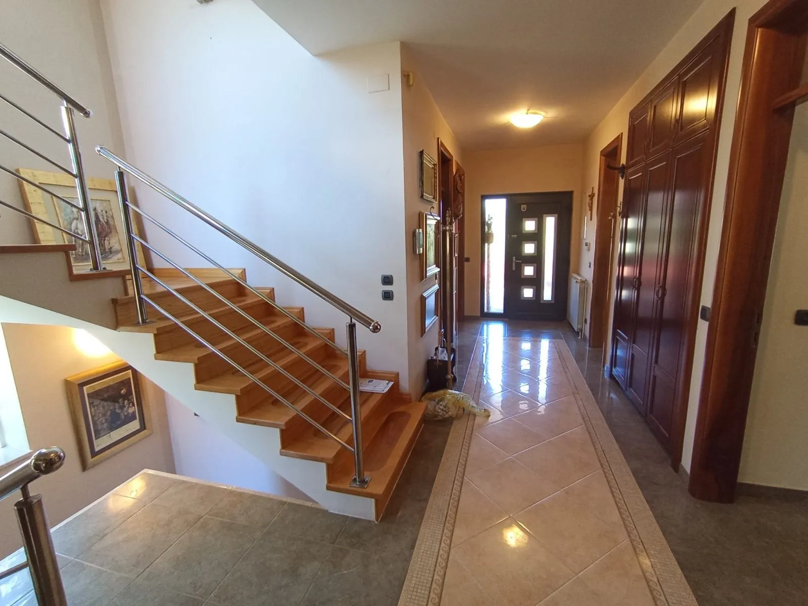 sniženo villa kuća: zagreb (podsused), 550.00 m2 (prodaja) - slika 15