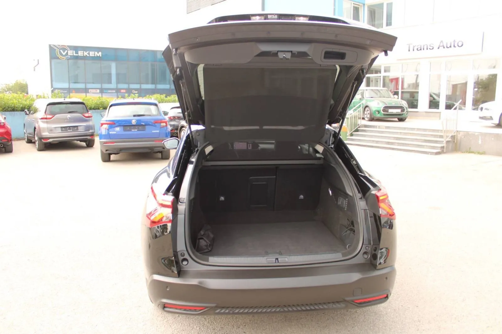 citroen c5x 1.2 puretech automatik *led,navigacija,kamera* - slika 9