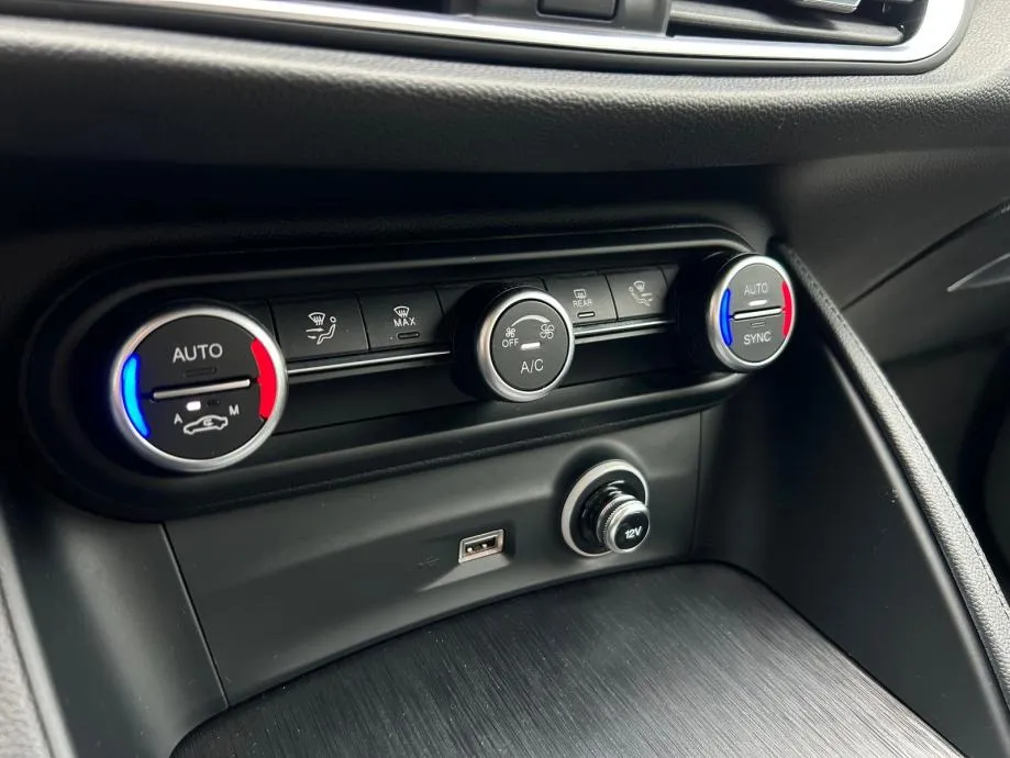 alfa romeo stelvio 2,2 jtd - 2021 - 4x4 - 145.000km - reg 1 god !!! - slika 14