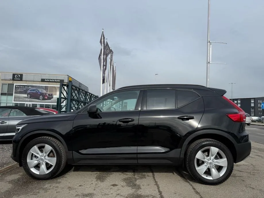 volvo xc40 b3 automatik °virtual°navi°led°kamera°leasing bez učešća° - slika 4