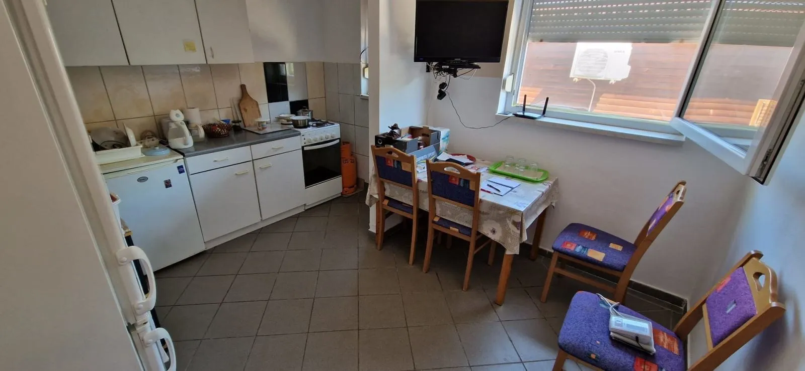 nin, kuća sa 6 stambenih jedinica(396m2), prostrano! - slika 11