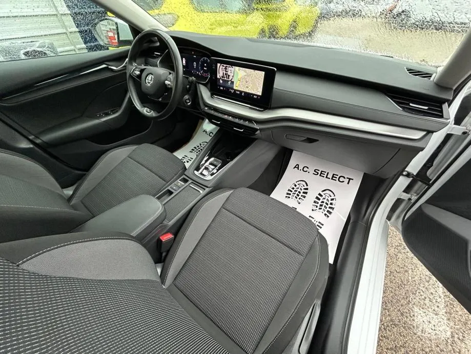 škoda octavia combi 2,0 tdi dsg - 2022 - navi - perfekt - reg 1 god ! - slika 19