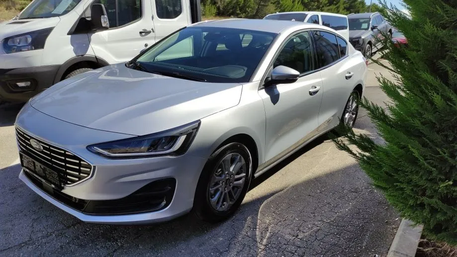 Ford Focus TITANIUM 1.5 EcoBlue automatik - Zadar