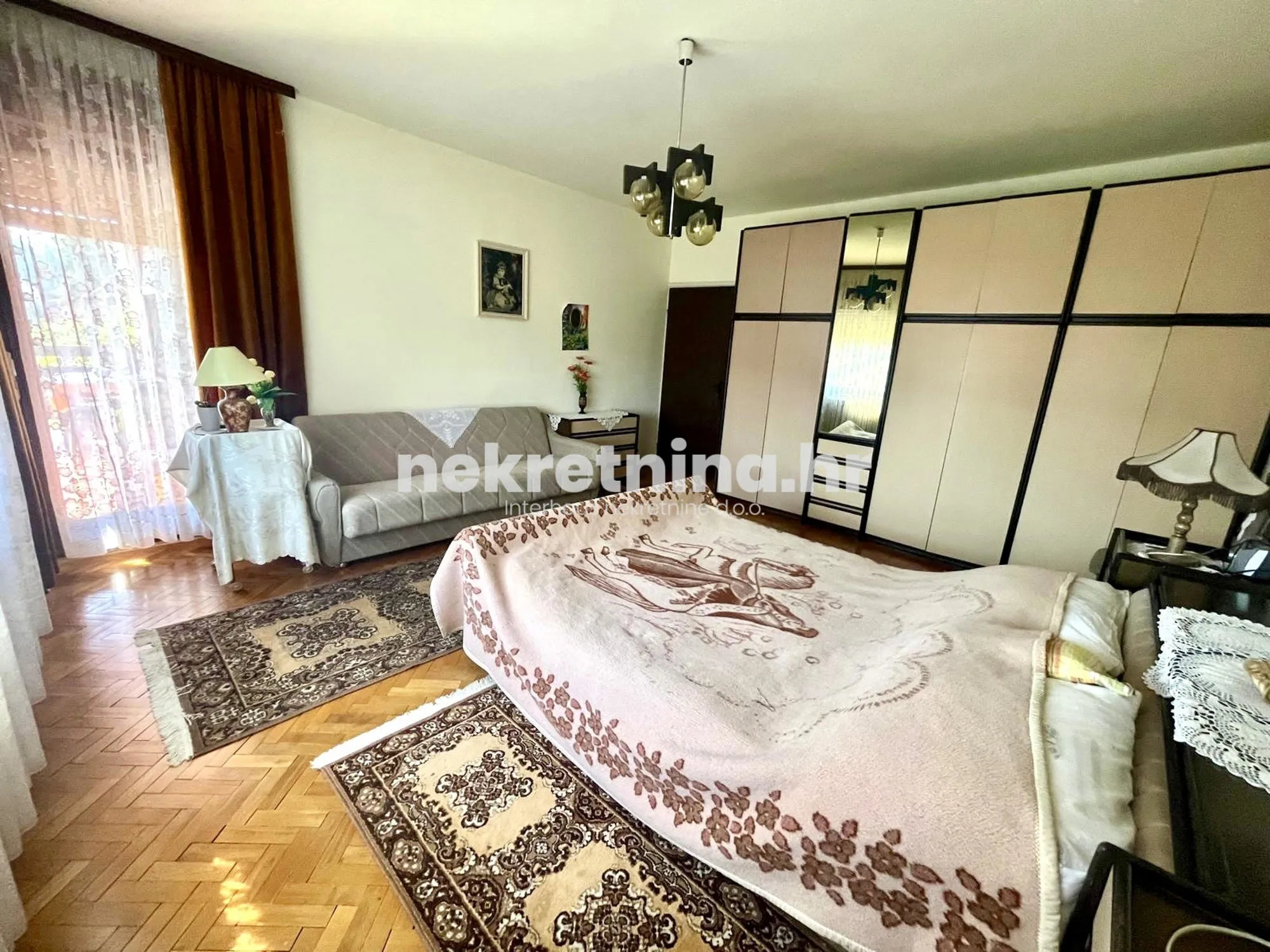 prodaja - kuća - stubičke toplice - 240m2 - slika 4