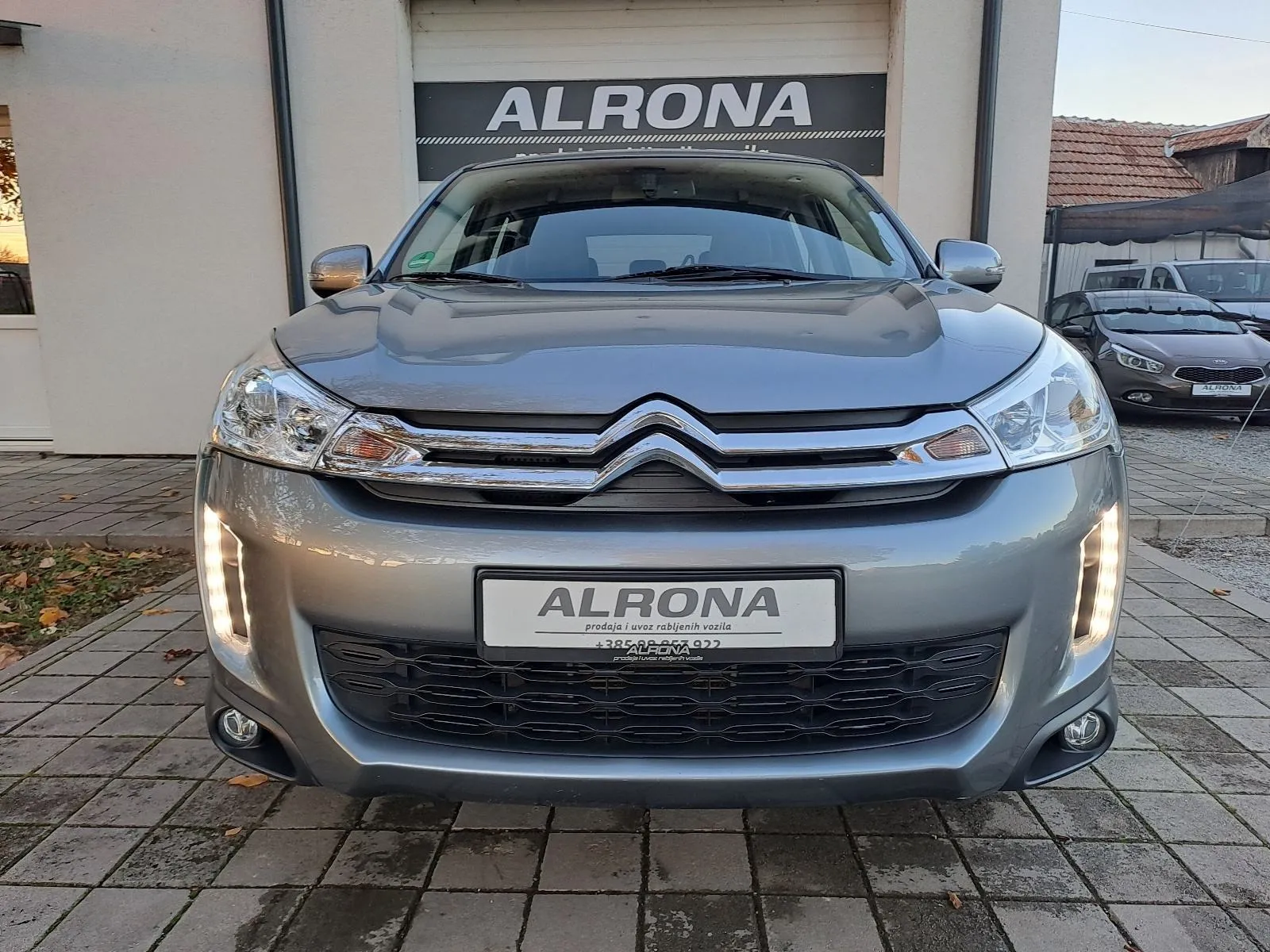 citroën c4 aircross 1.6 hdi *jamstvo* led,kamera,servisna,alu.. - slika 2