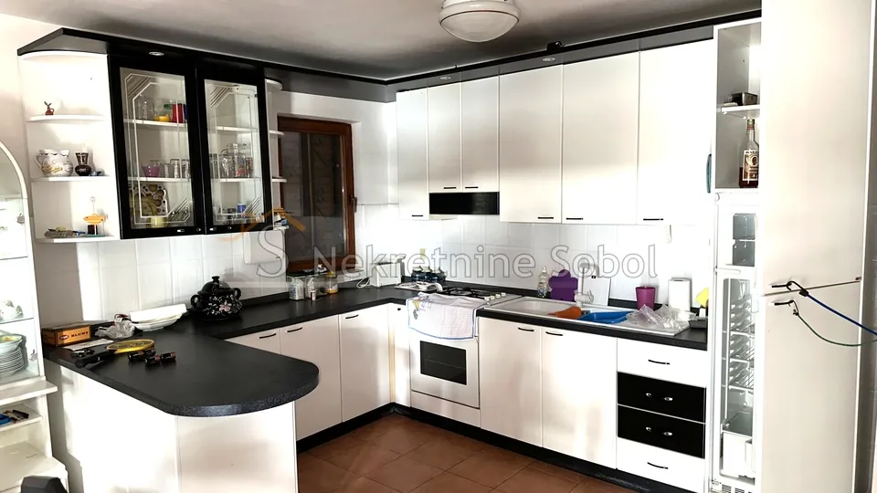 mali lošinj - kuća, 150 m2 prodaja - slika 7