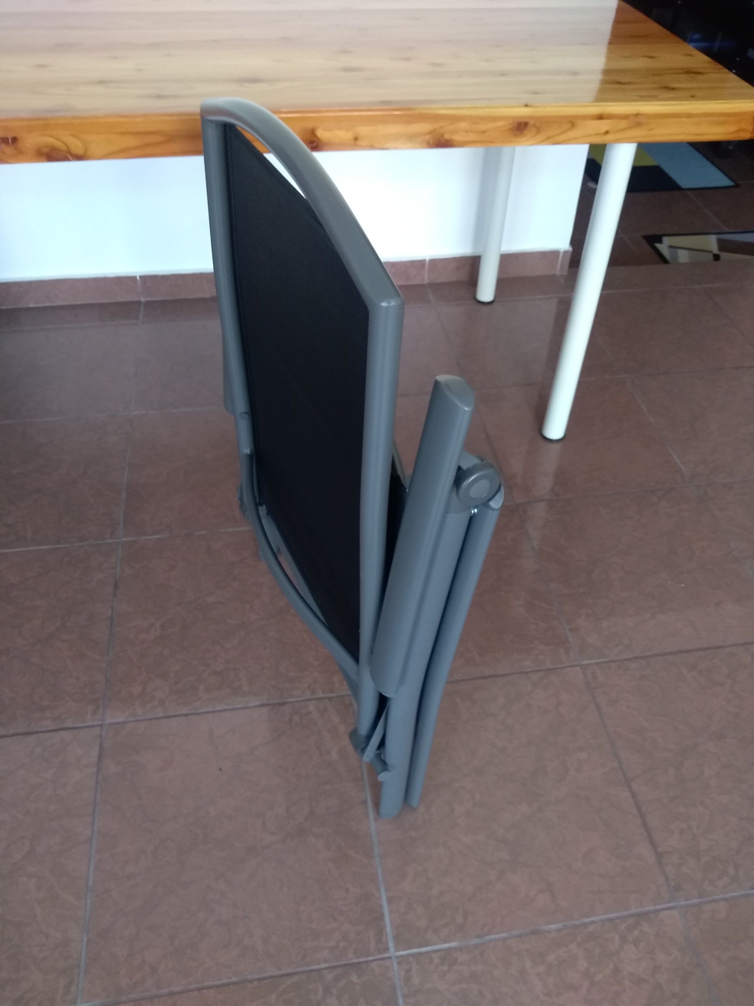 stolica za vrt ili terase sklopiva nova - slika 8