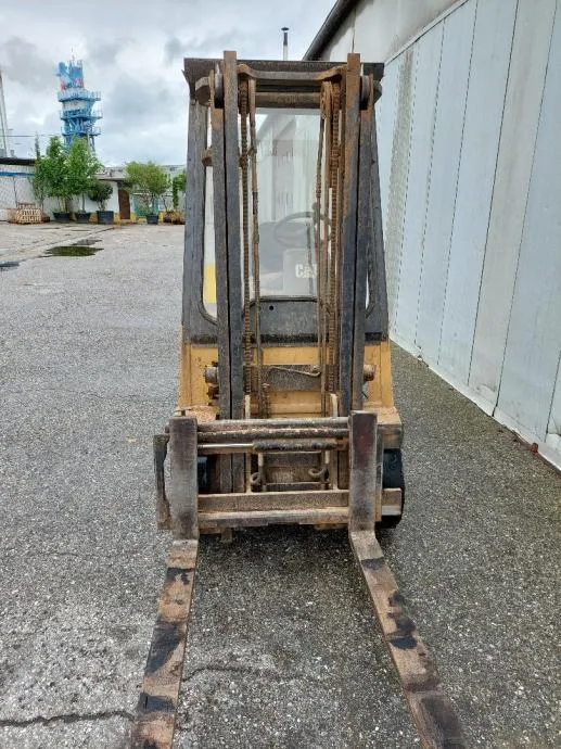 caterpillar cat dp25k - slika 4