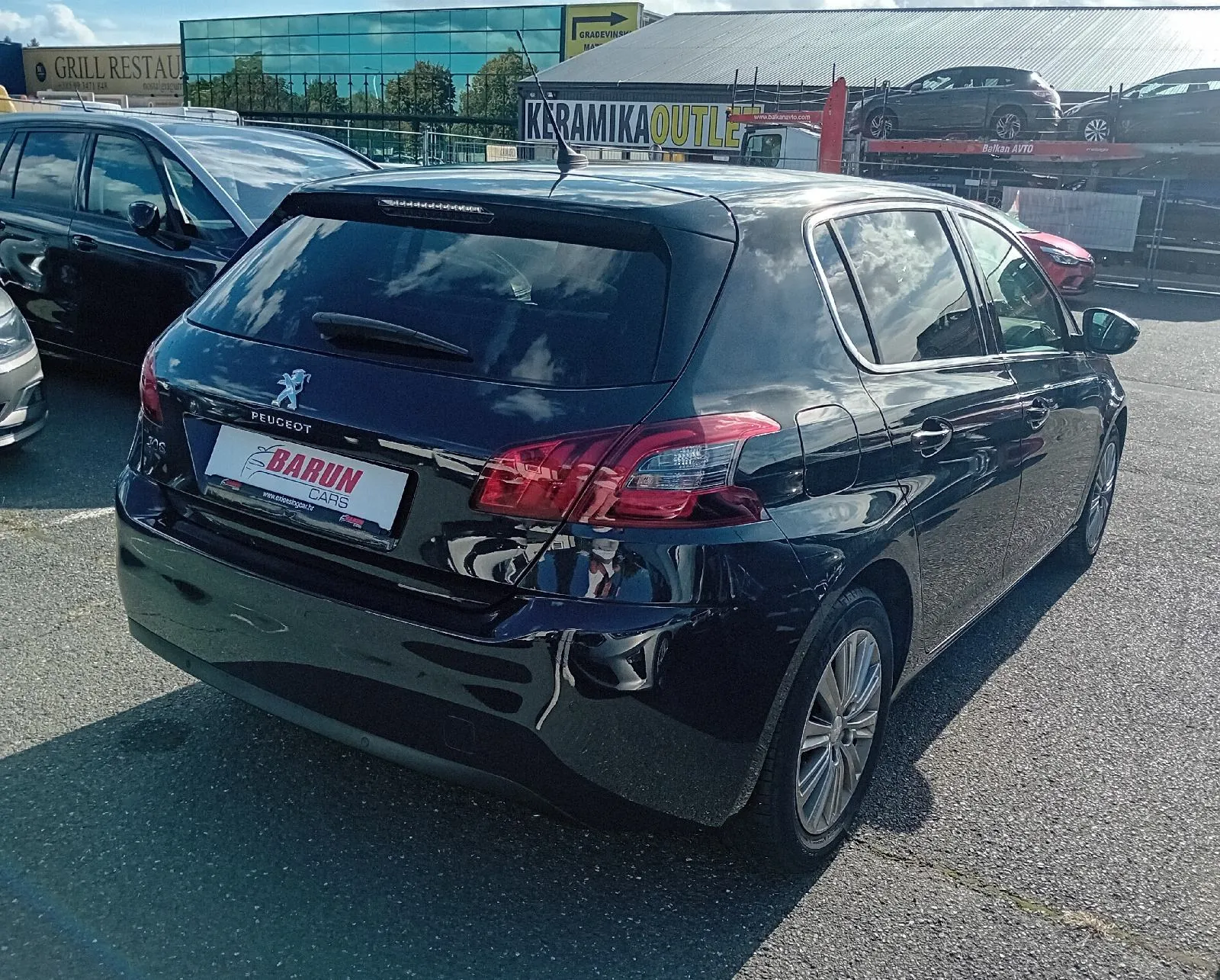 peugeot 308 1,5 bluehdi ,do 2 godine jamstva,u sustavu pdv-a. - slika 13