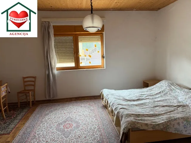 izuzetna nekretnina s povješću čardak usred grada 2 kuće - slika 13