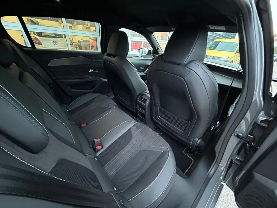 peugeot 308 gt hybrid 145 e-dcs6 - model 2026 - redizajn !!! - slika 12