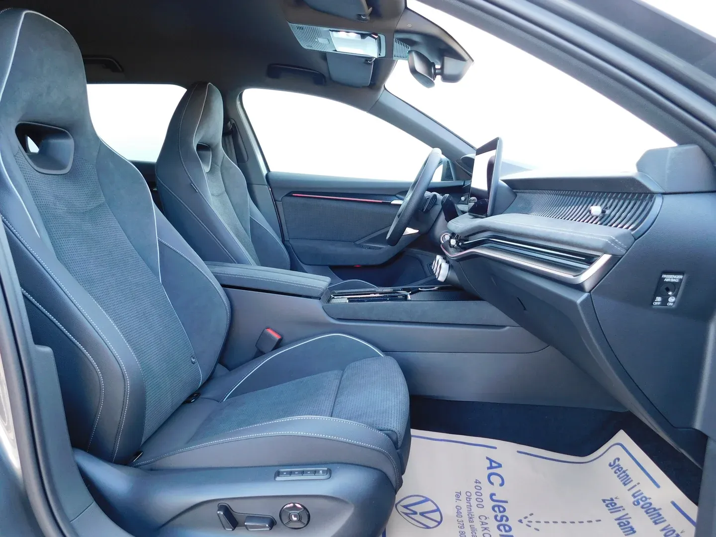 12510 škoda superb combi sport.plus 1.5 tsi dsg phev - slika 12