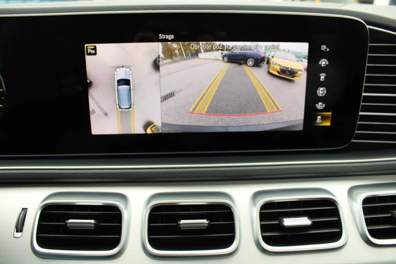 mercedes-benz gle 350de 4matic amg *panorama, led, kamera* - slika 25