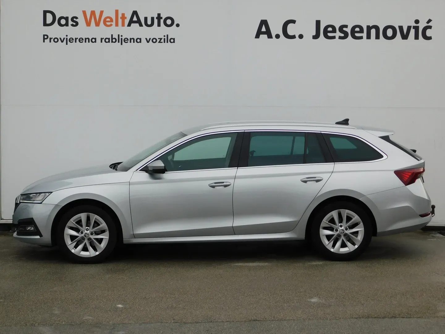 12906 škoda octavia combi ambition 2.0 tdi - slika 6